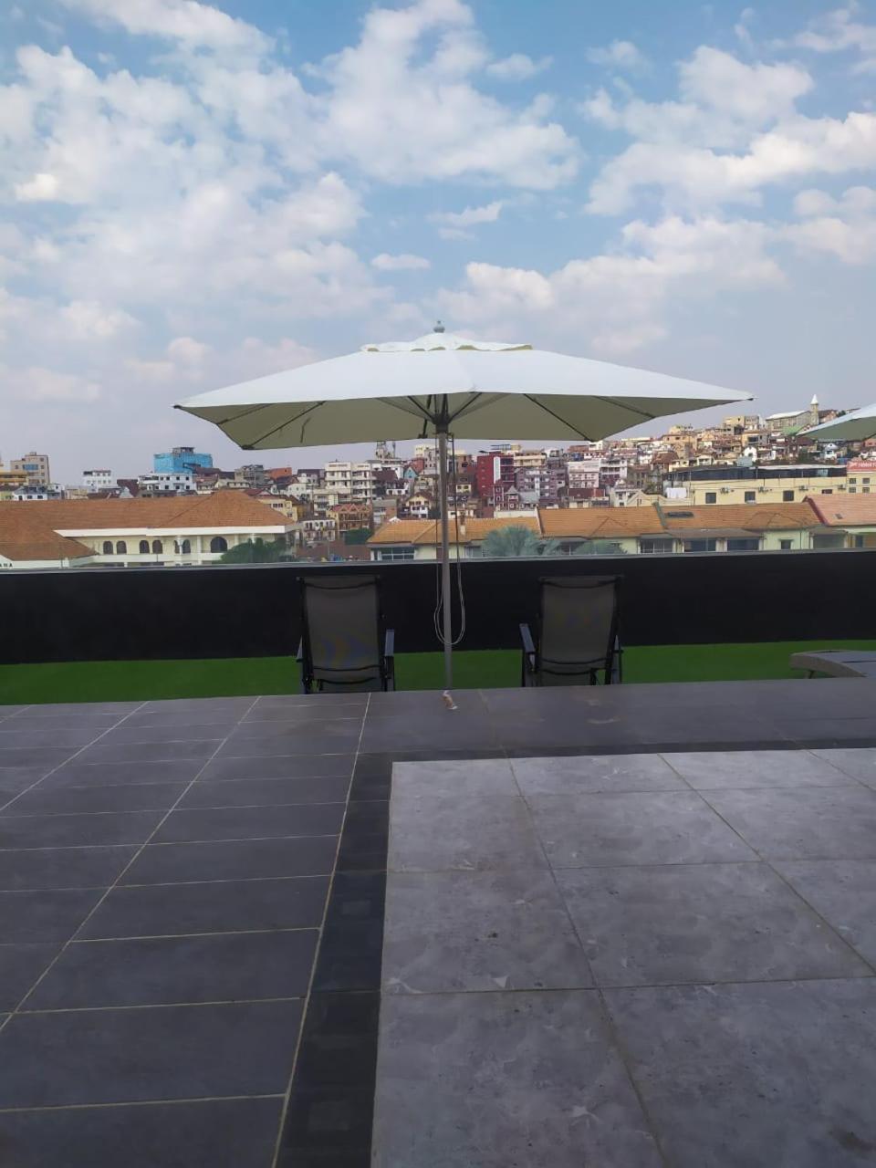 Hotel De L'Avenue - Tana City Centre Tananarive Extérieur photo